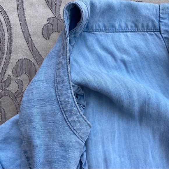 Ruffle Trim Chambray Shirt
KUT FROM THE KLOTH - Picture 8 of 8